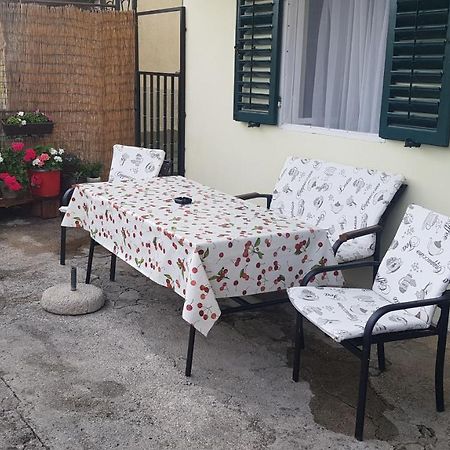 Apartment Lidija Herceg Novi Eksteriør billede
