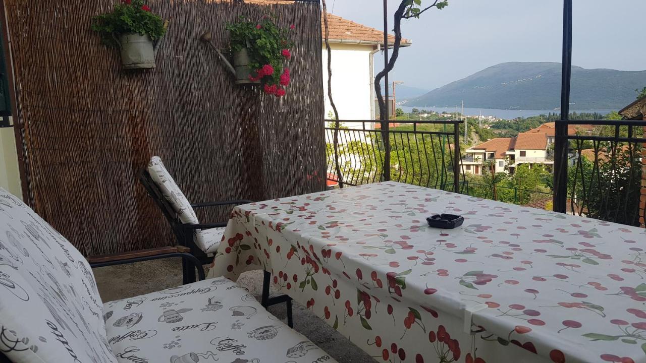 Apartment Lidija Herceg Novi Eksteriør billede